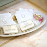 Photo montrant les produits d'accueil sur la page nos appartements de l'hôtel la pergola