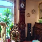 Photo montrant la fontaine d'eau fraîche à accès libre sur la page appartements de l'hôtel la pergola